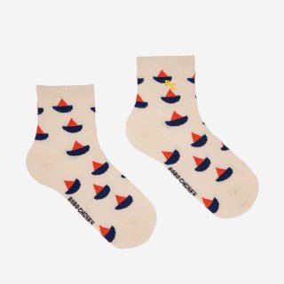 <img class='new_mark_img1' src='https://img.shop-pro.jp/img/new/icons14.gif' style='border:none;display:inline;margin:0px;padding:0px;width:auto;' />KIDS Sail Boat all over short socks【BOBO CHOSES】