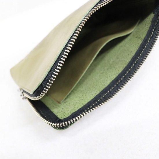 美品✨ マーガレットハウエル アクセサリーポーチ ハンドバッグ レザー MARGARET HOWELL（マーガレットハウエル）の「LEATHER