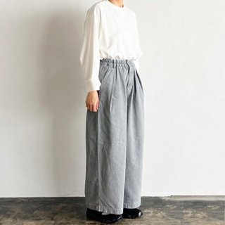 <img class='new_mark_img1' src='https://img.shop-pro.jp/img/new/icons14.gif' style='border:none;display:inline;margin:0px;padding:0px;width:auto;' />BLACK DENIM CIRCUS BAGGY / GRAY FADEHARVESTY