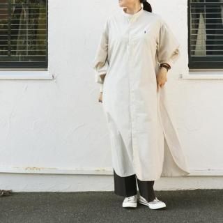 <img class='new_mark_img1' src='https://img.shop-pro.jp/img/new/icons14.gif' style='border:none;display:inline;margin:0px;padding:0px;width:auto;' />BAND COLLAR DRESS L/SGymphlex