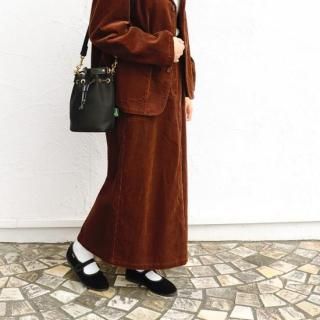 <img class='new_mark_img1' src='https://img.shop-pro.jp/img/new/icons14.gif' style='border:none;display:inline;margin:0px;padding:0px;width:auto;' />Corduroy A-line SkirtSarahwear