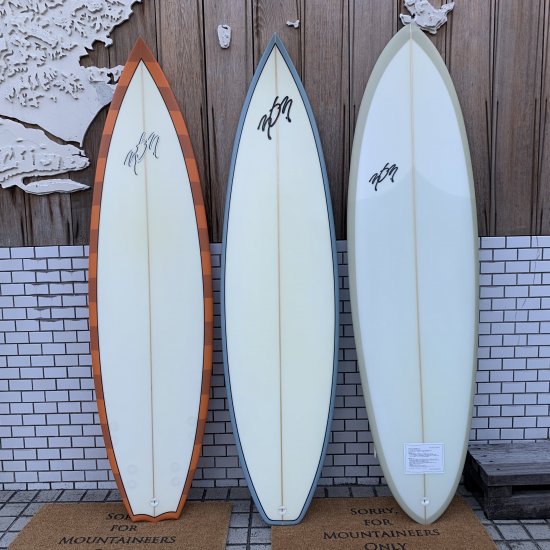 303サーフボード | 303 SURF BOARDS （左）No4　ナンバー４　6’0 - 2DOORS ONLINE