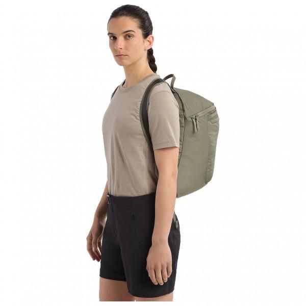 Arc'teryx Helied 15 Backpack - 2DOORS ONLINE Arc'teryx Helied 15 Backpack - 2DOORS ONLINE