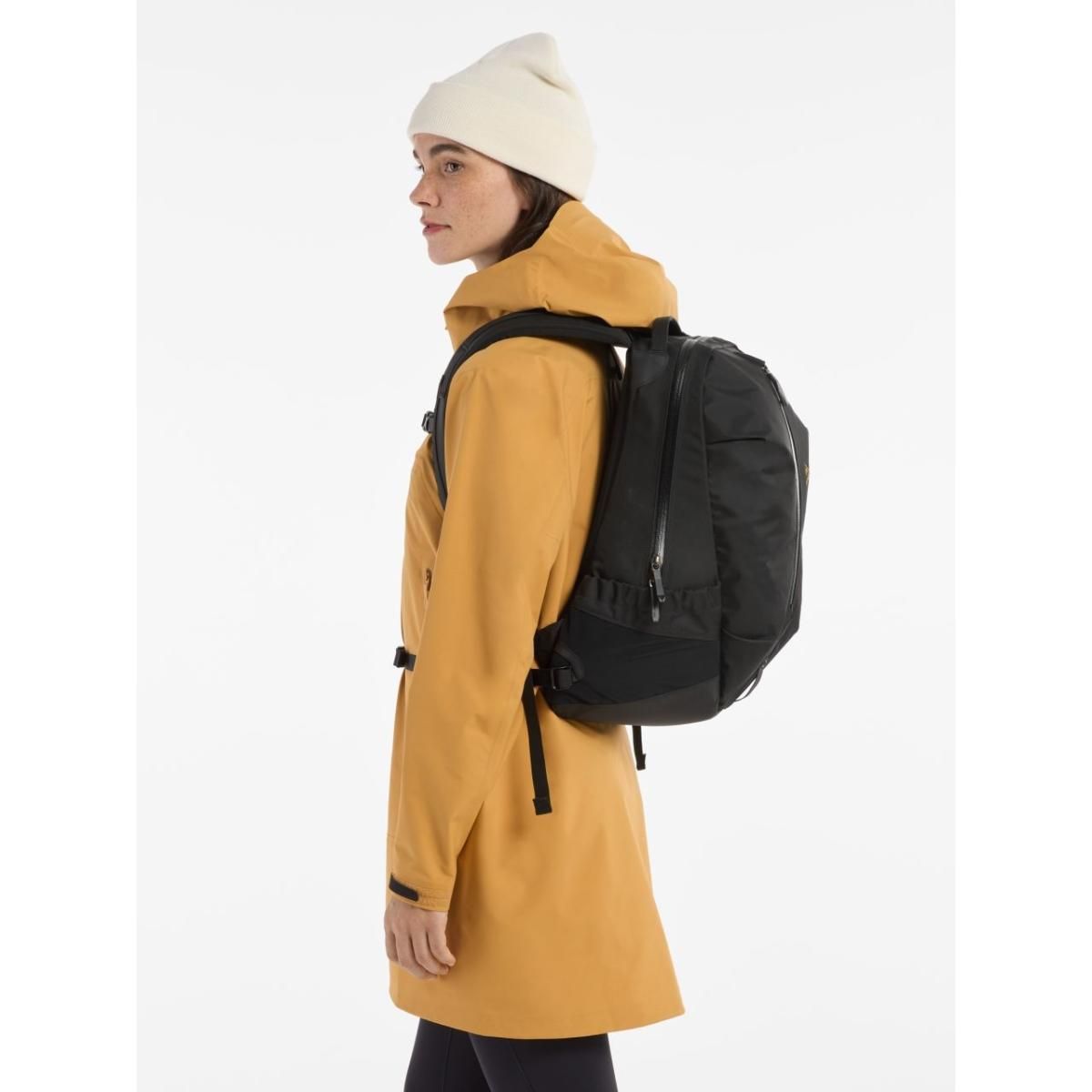 Arc'teryx Arro 16 Backpack - 2DOORS ONLINE