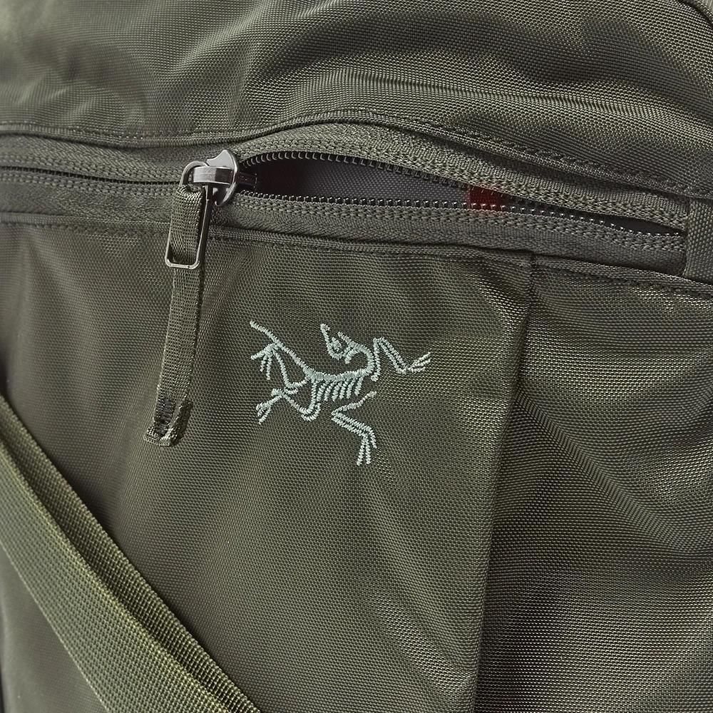 Arc'teryx Mantis sling pack- 2DOORS ONLINE Arc'teryx Mantis sling pack- 2DOORS ONLINE