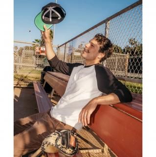 <img class='new_mark_img1' src='https://img.shop-pro.jp/img/new/icons14.gif' style='border:none;display:inline;margin:0px;padding:0px;width:auto;' />Mollusk Hemp Baseball Tee 