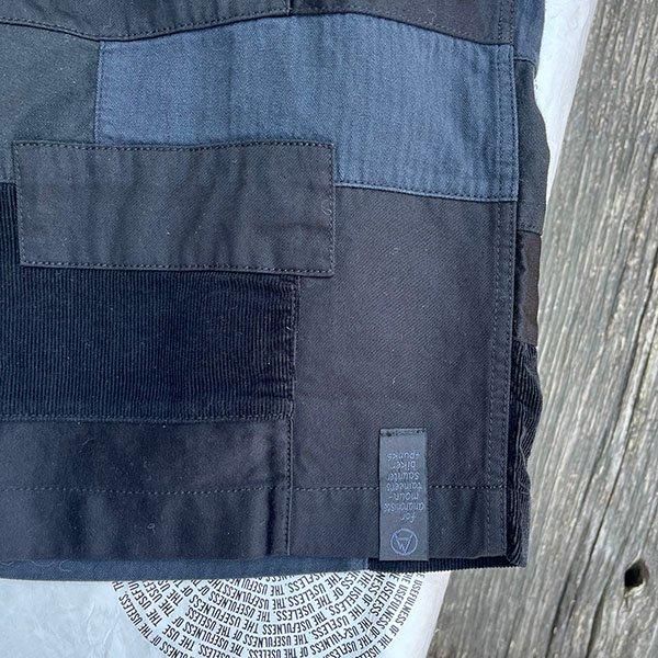 2024セール Research Mountain “Patched マウンテン M BLACK Shorts” パンツ