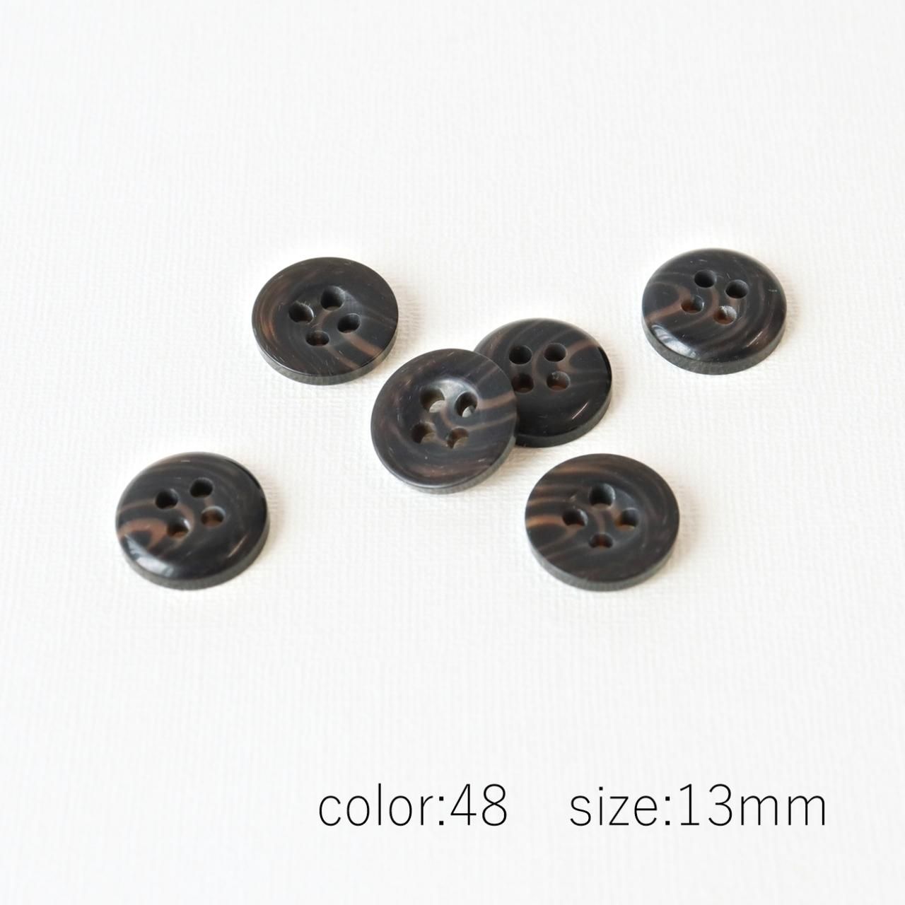 から厳選した エンダースキーマ/Button buttom/ボタン沢山、スリッポン
