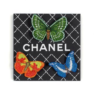 <img class='new_mark_img1' src='https://img.shop-pro.jp/img/new/icons1.gif' style='border:none;display:inline;margin:0px;padding:0px;width:auto;' />CHANEL Butterfly Swarm 559468