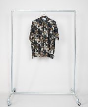 Iroquois_INDUSTRIAL FLOWER S/S SH_BLK