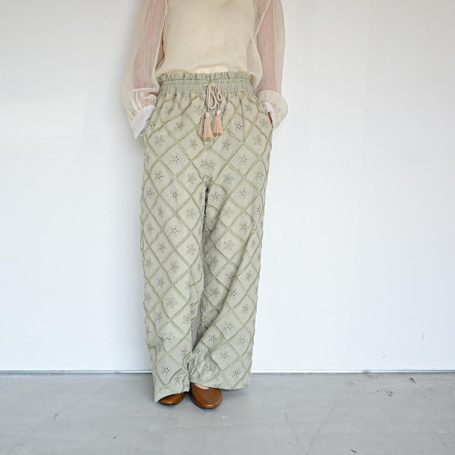 <img class='new_mark_img1' src='https://img.shop-pro.jp/img/new/icons8.gif' style='border:none;display:inline;margin:0px;padding:0px;width:auto;' />17_fringe lace -vacation pantssage green