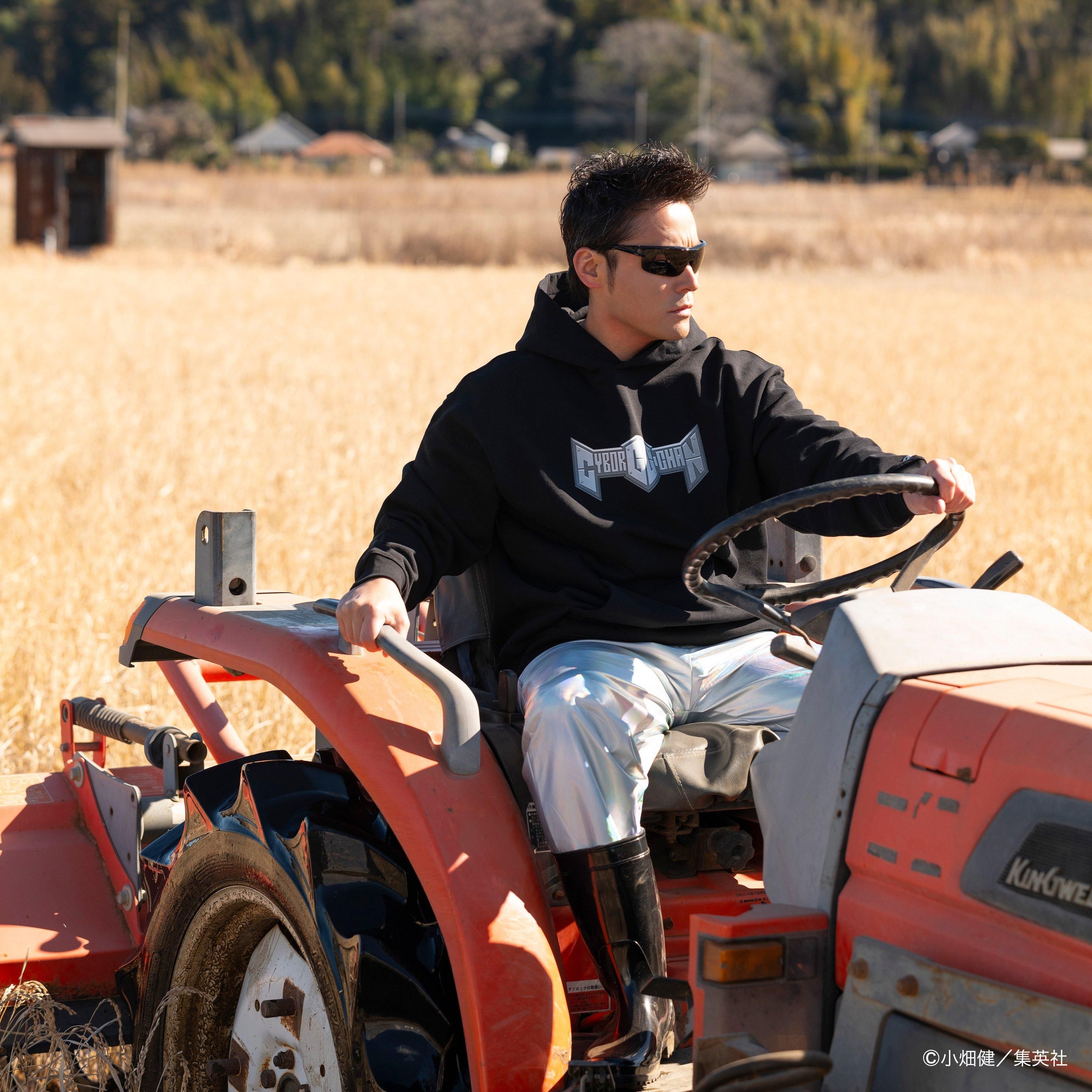 CYBORGじいちゃんG】Future G Hoodie - peaceandafter CYBORGじいちゃんG】Future G Hoodie - peaceandafter