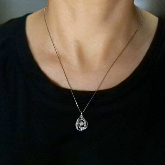 ダンシングストーン ダイヤモンド ネックレス 0.4ct プラチナ