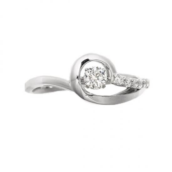 ダンシングストーン ダイヤモンド リング 0.2ct Pt900 揺れる