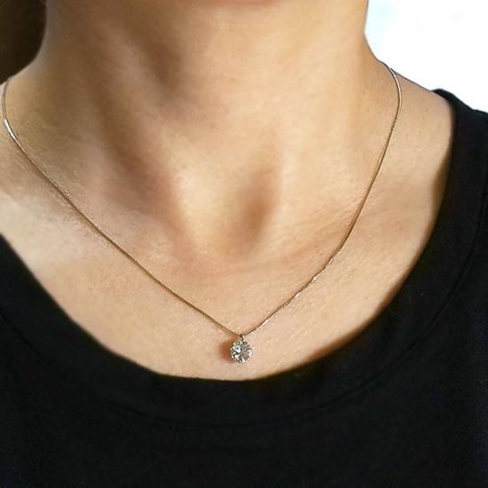 専用JH6★高級 ダイヤモンド1ct プラチナ ペンダントヘッド 鑑付 専用JH6☆高級 ダイヤモンド1ct プラチナ ペンダントヘッド 鑑付