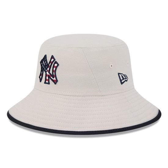 ڥ˥塼衼 󥭡(NEWYORK YANKEES)New Era 2024 Fourth of July Хåȥϥå