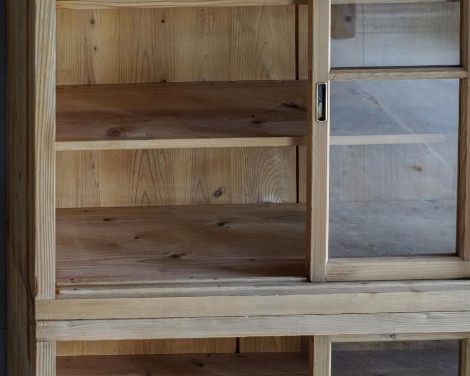 大きいガラス戸棚／食器棚 古家具・FUNNEL