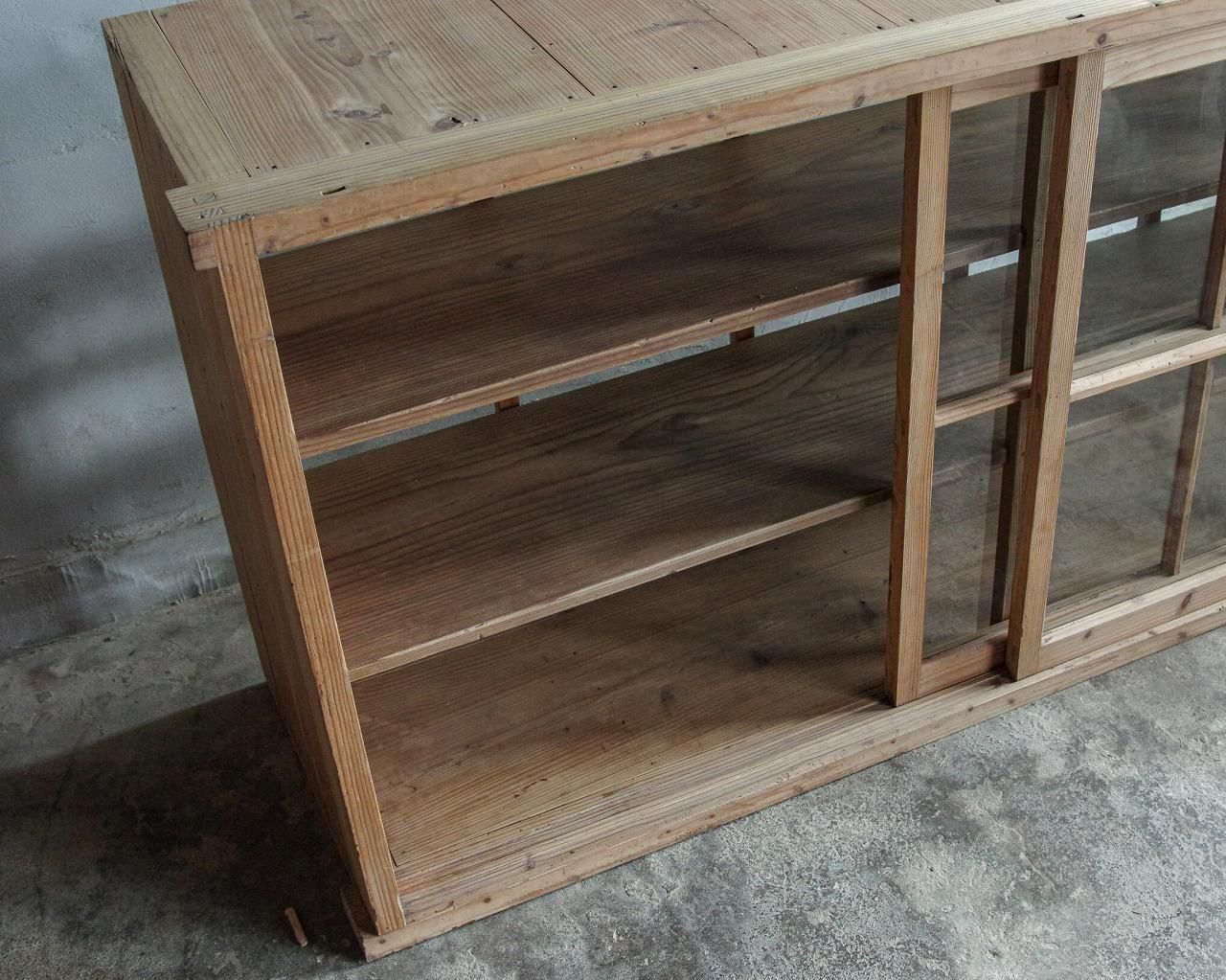 両面ガラスの戸棚 古家具・FUNNEL