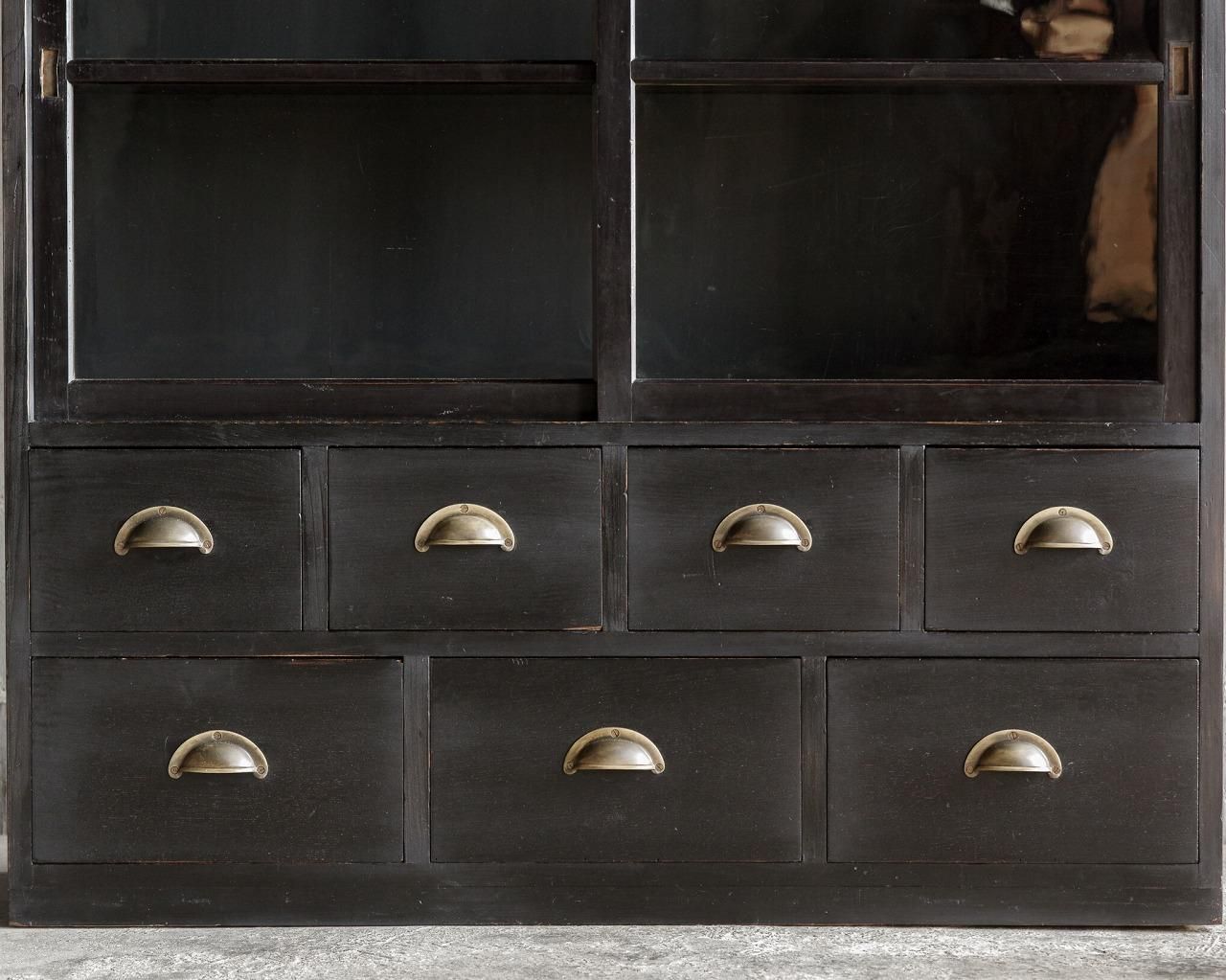 黒色ガラス戸棚B 古家具FUNNEL