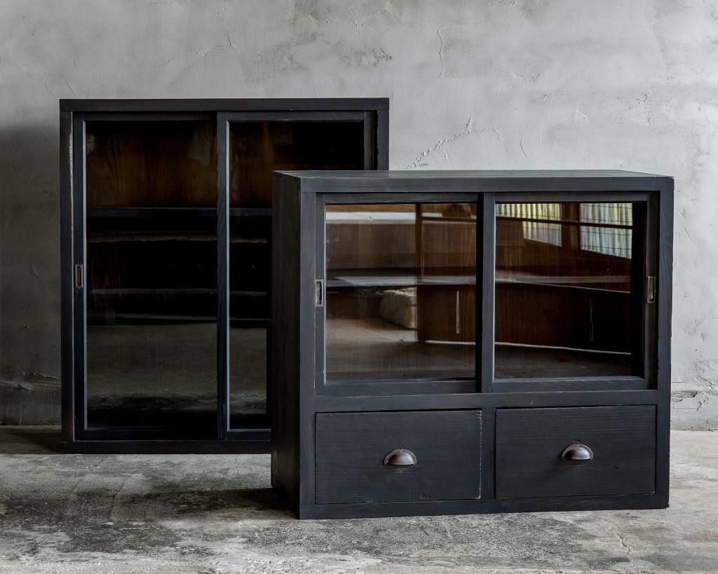 食器棚 ガラス戸棚 飾り棚￼ ガラス戸棚 | 鯨オーケストラ