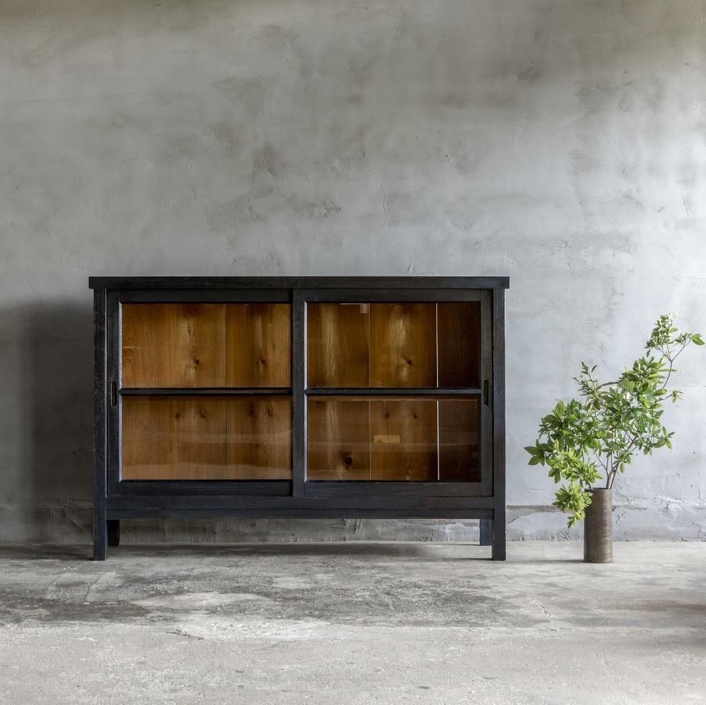 古家具 鏡付戸棚 脚付き黒戸棚 アンティークFUNNEL