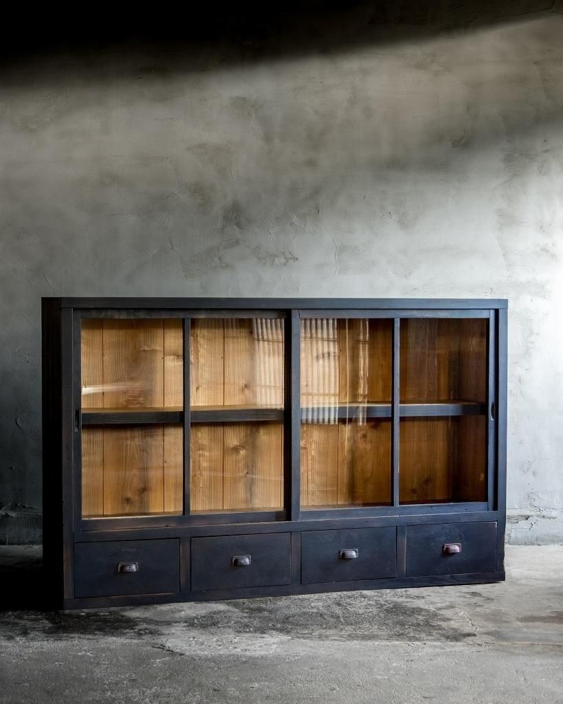 アンティーク　ガラス戸棚 両面ガラスの戸棚 古家具・FUNNEL