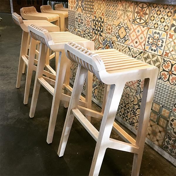 minima | ラディウス キッチンスツール - ローガンアトリエ