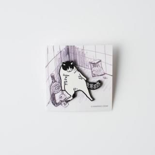  Drunk Cat Metal Pin