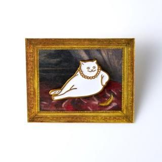  Nude Cat Metal Pin