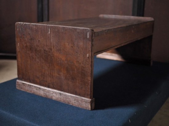 枯れた味わいの江戸時代書斎机 1880-90年代 | 古録展 送料別 Gサイズ 