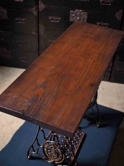 アンティークSINGERミシン脚と厚い栗の古材リメイクテーブル 古録展 