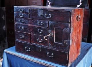 船箪笥 骨董品 古家具 やか 木製箪笥 薬箱 薬箪笥 アンティーク【鍵