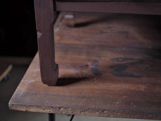 昭和レトロな文机 アンティーク・座り机・文机・昭和レトロ・4杯引き出し・W136cm