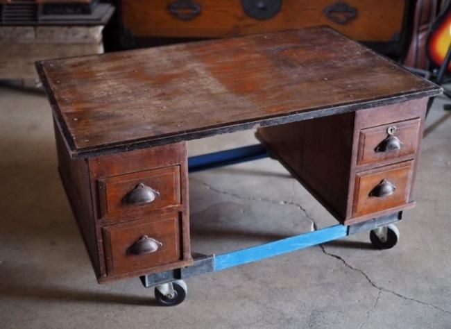 文机　アンティーク アンティーク・座り机・文机・昭和レトロ・4杯引き出し