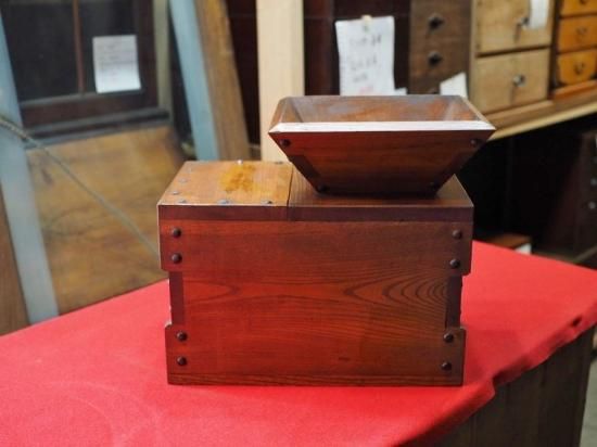 明治期 欅製 銭箱 錠前付／金庫 銭函 引出し付 年号有り japan antique 銭函 江戸時代 錠前鍵付 銭箱 貯金箱 木製 収納