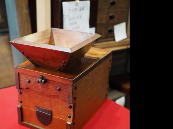 欅造りのアンティーク銭函 明治時代 古録展 送料別 Dサイズ 中古