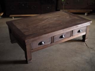 昭和レトロ 大正ロマン 朱色 花柄彫 木製座卓 ちゃぶ台 当時物 昭和レトロ 大正ロマン 朱色 花柄彫 木製座卓 ちゃぶ台 当時物