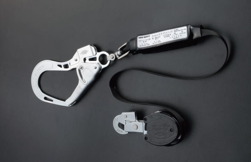 トーヨーセフティ フルハーネス(ワンタッチバックル)+巻取式 トーヨーセフティ フルハーネス(ワンタッチバックル)+巻取式