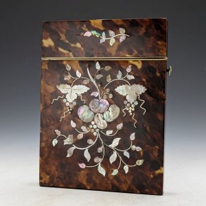 19世紀 英国アンティーク マザーオブパール葡萄装飾 べっ甲風樹脂製 カードケース 名刺入れ