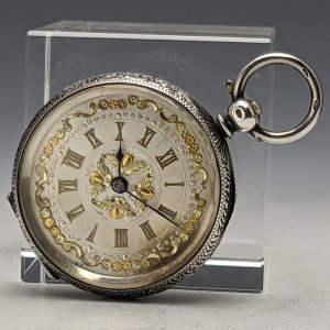 1900年頃 アンティーク 動作良好 スイス製無銘 純銀彫刻 鍵巻き 懐中時計 BOX入り