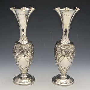 1902年 英国アンティーク 純銀 花瓶 一輪挿しペア 144g Colen Hewer