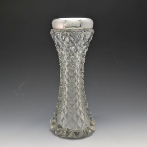 1901年 英国アンティーク 純銀装飾 カットグラス 花瓶 598g GE Walton & Co