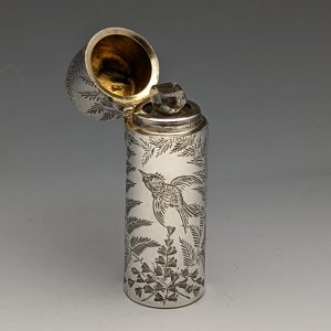 1882年 英国アンティーク 純銀 小鳥彫刻 携帯用香水瓶 Charles Mappin