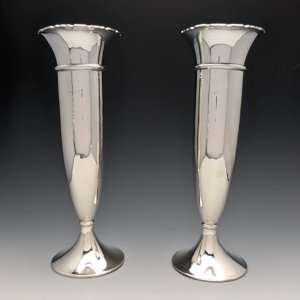 1909年 英国アンティーク 純銀製 中型花瓶 ペア 341g