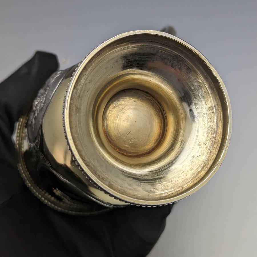 1867年 英国アンティーク 純銀ゴールド装飾 花彫刻マグカップ 150g-