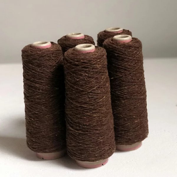 尾州の織糸 ウール糸 ネップ入りチョコレートブラウン #600　太さ1/3.8 100g 織り糸 編み物 縫製 手縫い 素材　グラン オリジナル