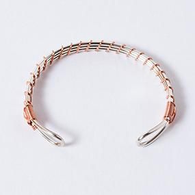 WIRE BANGLE WOMENS