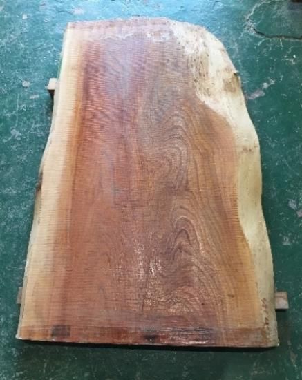 一枚板　欅（けやき） 欅(けやき)無垢一枚板 - 一枚板テーブル・カウンターなら銘木展示販売