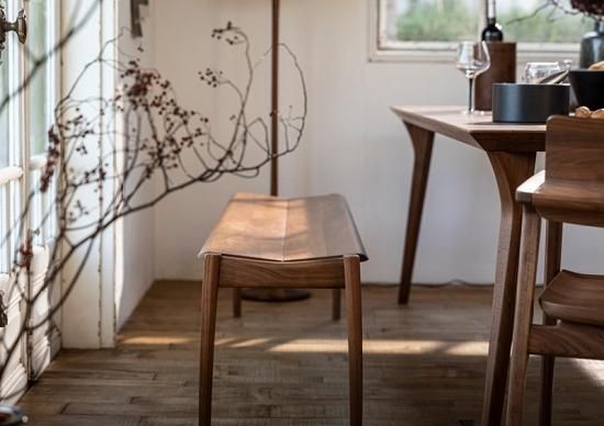 一枚板の椅子 上質な無垢チェア｜【公式】KIDOMEIMOKU オンラインショップ