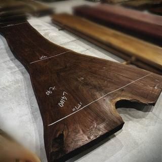ド迫力の一枚板!長さ3m超、ロングサイズの一枚板 | 一枚板 ド迫力の一枚板!長さ3m超、ロングサイズの一枚板 | 一枚板